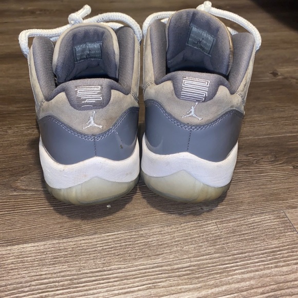 Jordan 11 Low - Picture 2 of 9